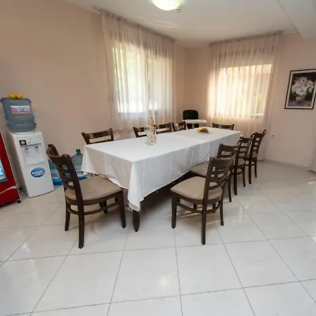 Guest house Drecheva 2*