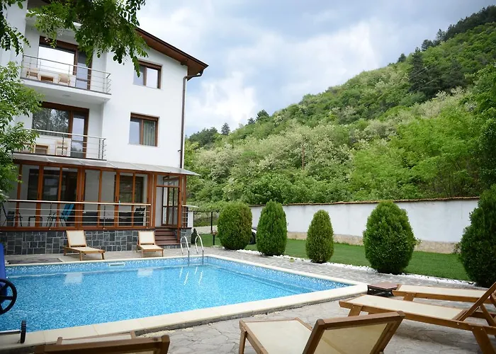 Drecheva Guest house 2*